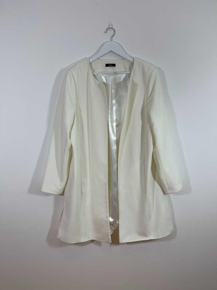 White Blazer Coat (Size 20)