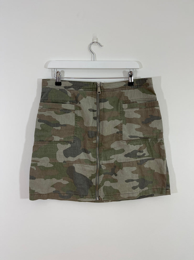 Camo Print Mini Skirt (Size 16)