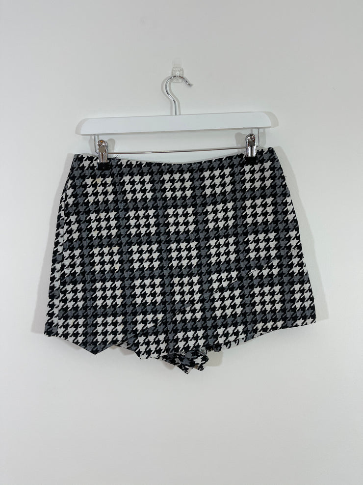 Dogtooth Print Skort (Size 12)